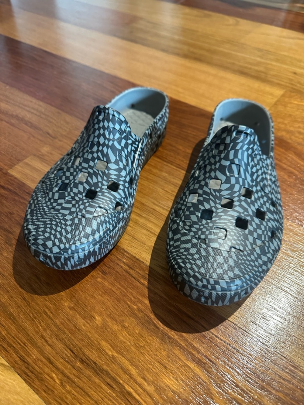 Vans men’s slip on mule size 39